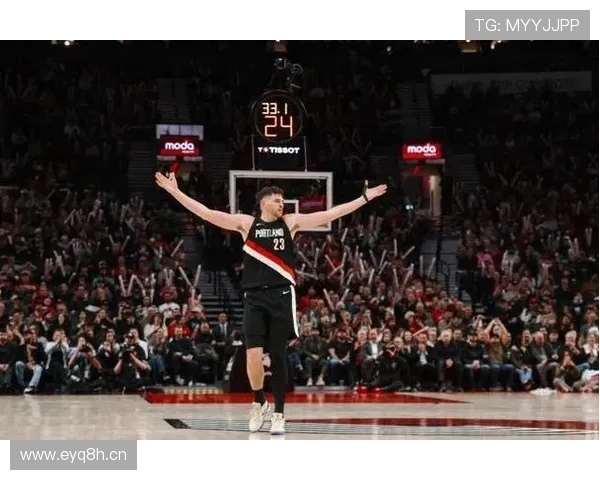 摆烂大年鹤立鸡群开拓者冲主场